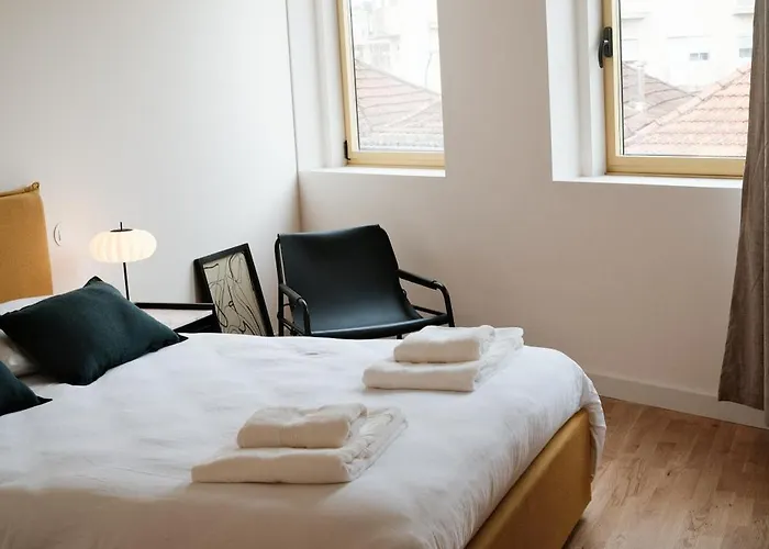 Corujeira By Myalplace Oporto