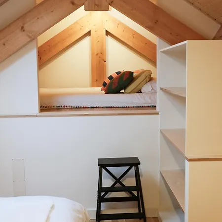 Corujeira Apartamento *